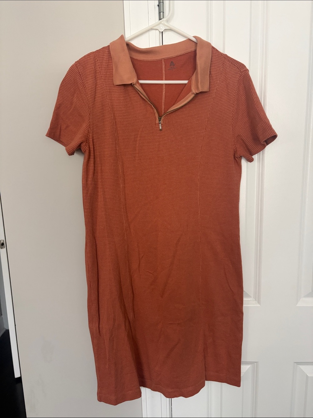 Able Short-Sleeve Polo Tunic Dress in Rust